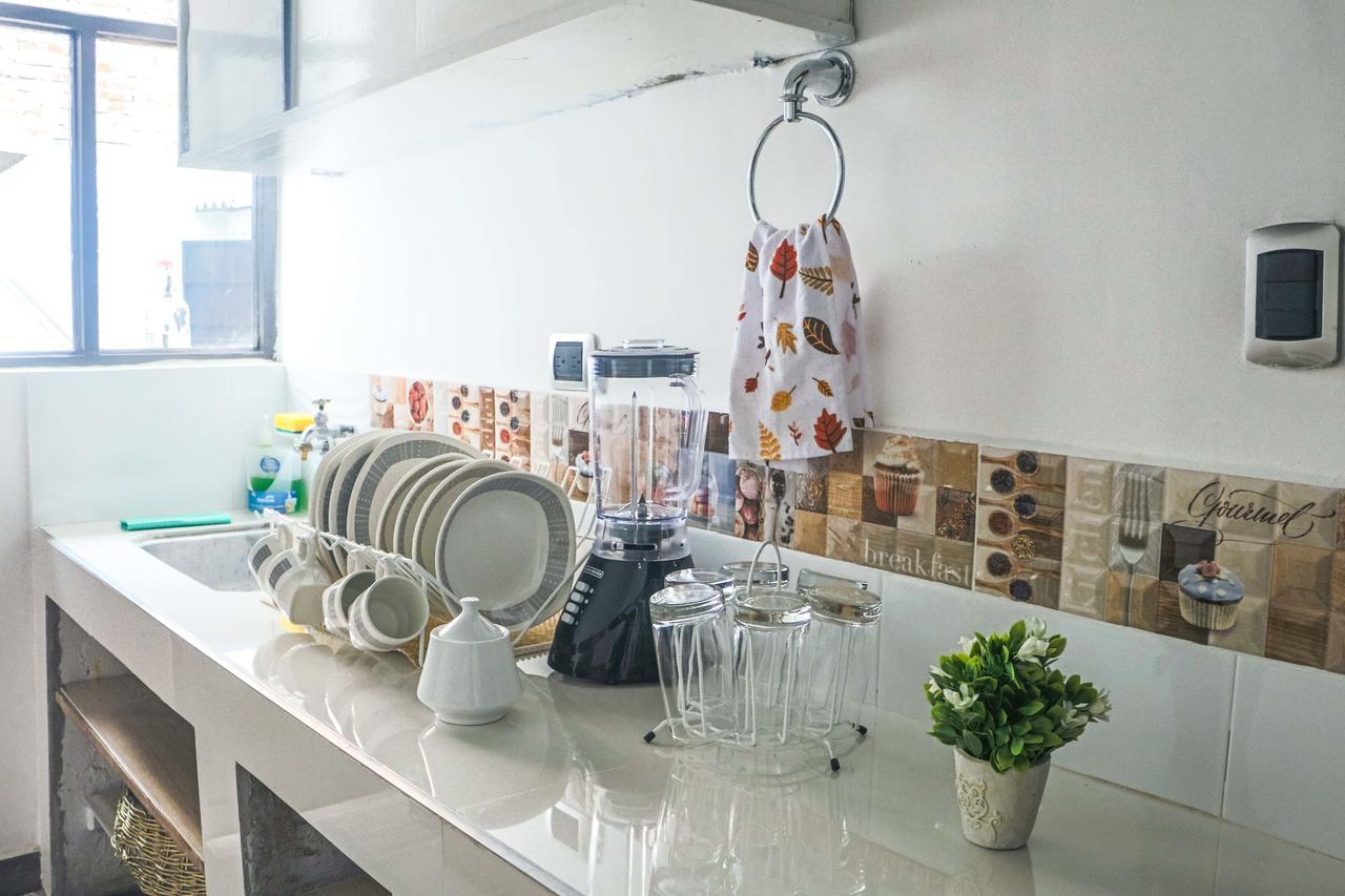 Mansion Blanca Apartment อิปิอาเลส ภายนอก รูปภาพ